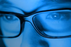 How blue light affects your eyes